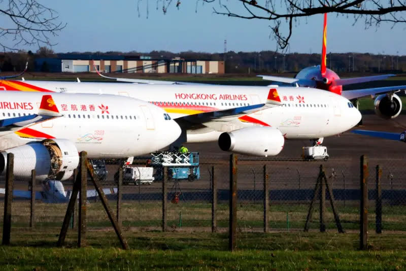 香港航空班機機艙突起火！疑是行動電源釀禍